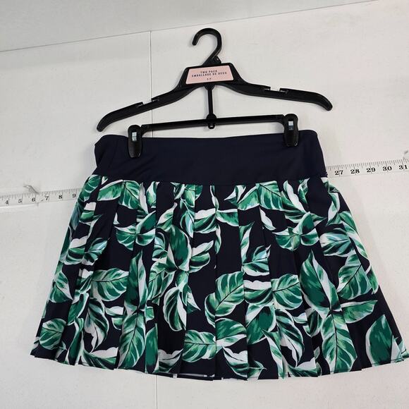 NWT Tommy Bahama Everyday Active Women's 2-Piece Set Navy Pullover & Leaf Skort - Picture 2 of 11